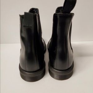 Flora all black dr martens